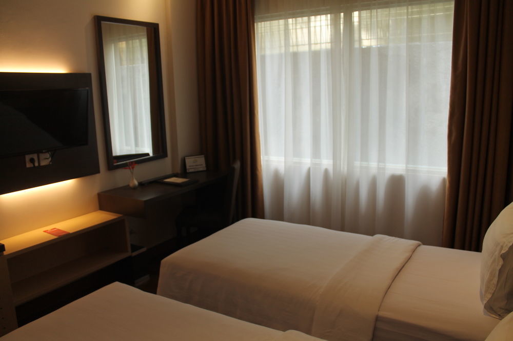 拉热斯阿斯里度假酒店及Spa中心 沙拉迪加 外观 照片